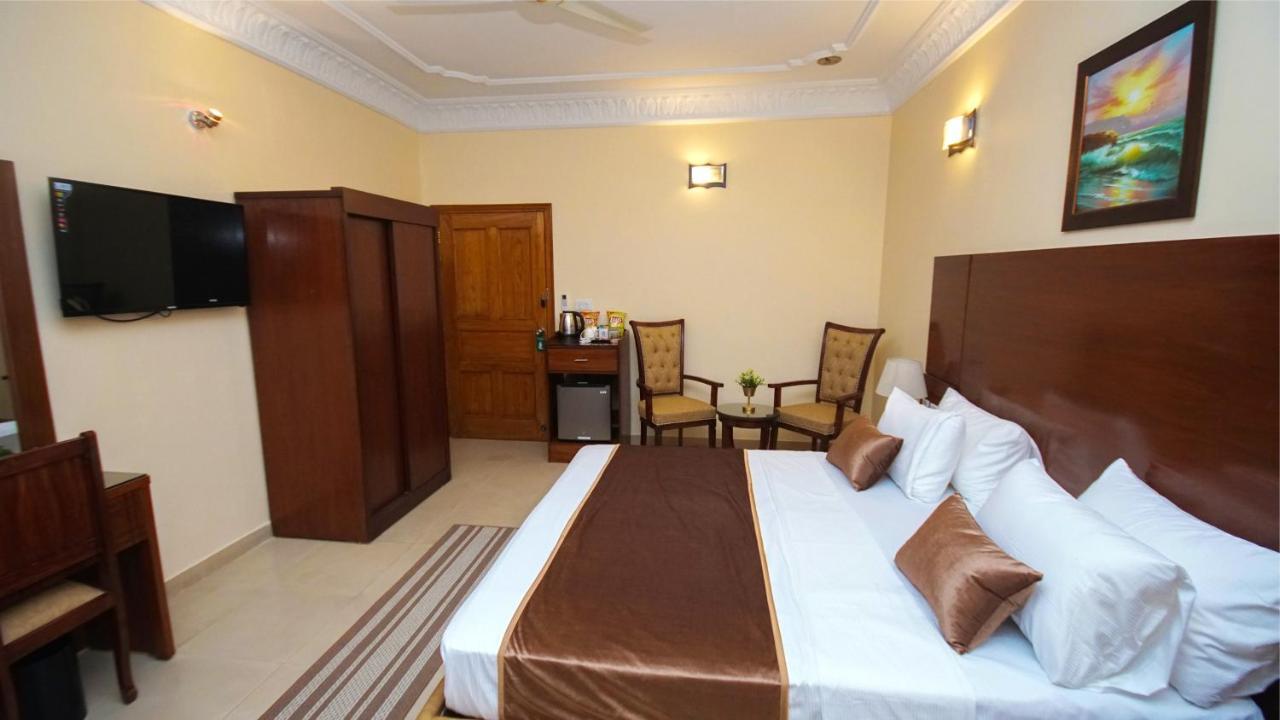 World Inn Hotel Karachi Exterior foto