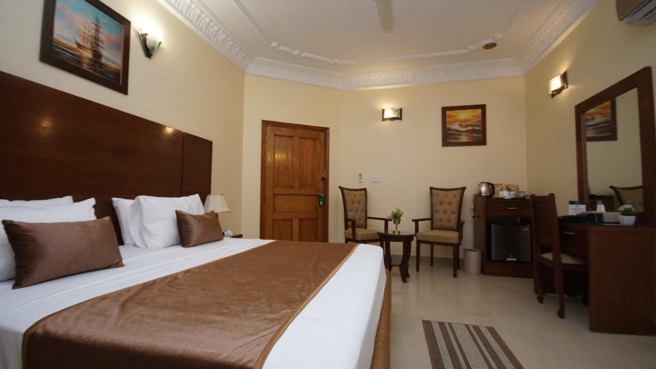 World Inn Hotel Karachi Exterior foto